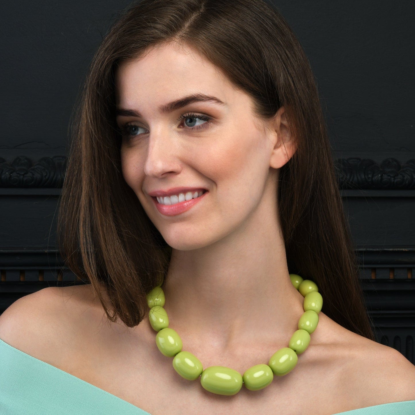 20 inch Long Light Green Oval Beads Statement Necklace for Women