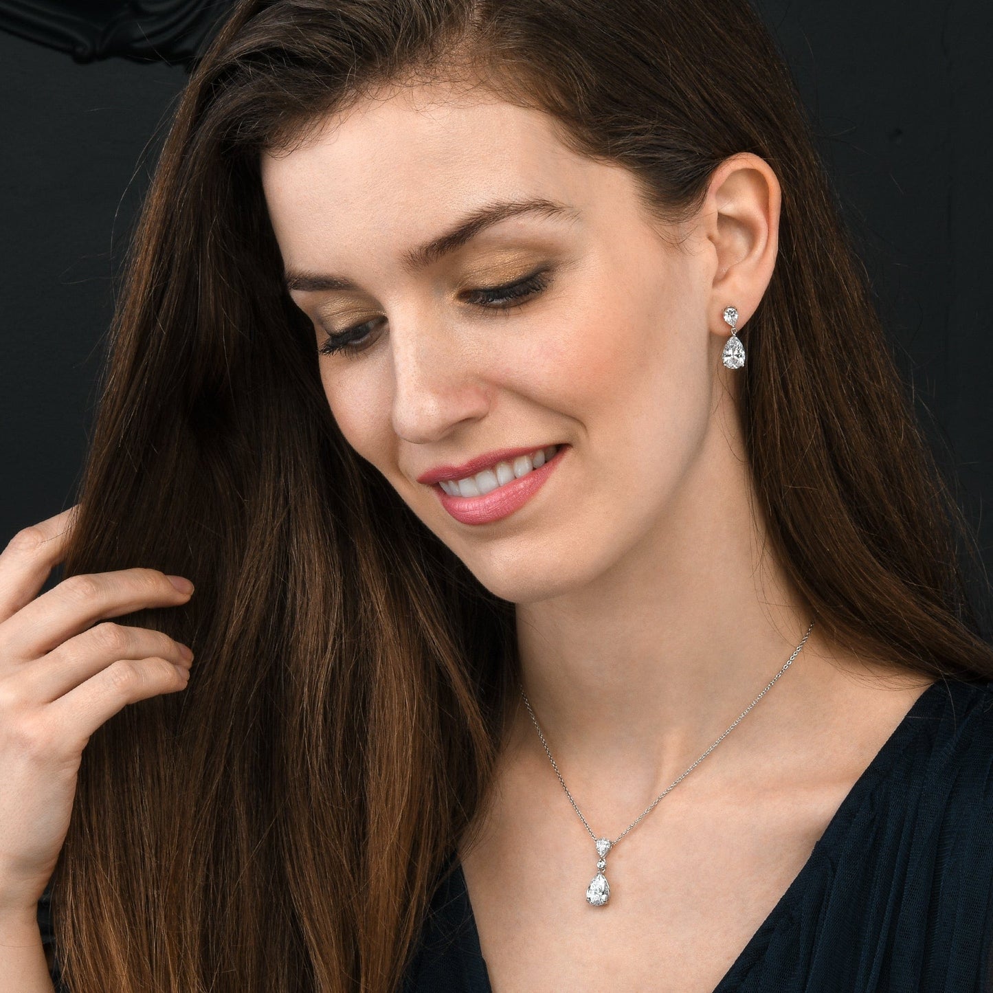 925 Sterling Silver Pear Drop Pendant Necklace
