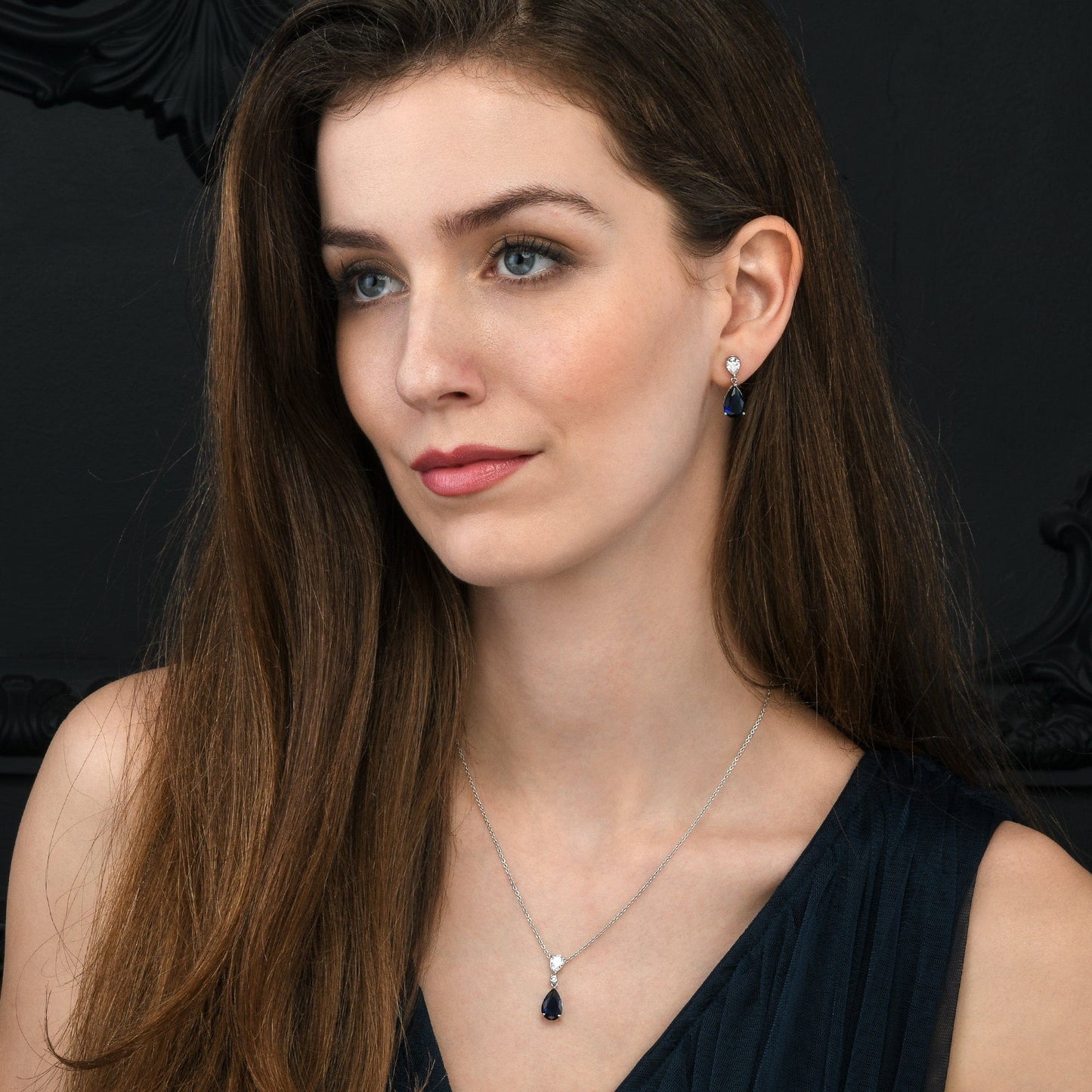 925 Sterling Silver Blue Pear Shaped Pendant Necklace