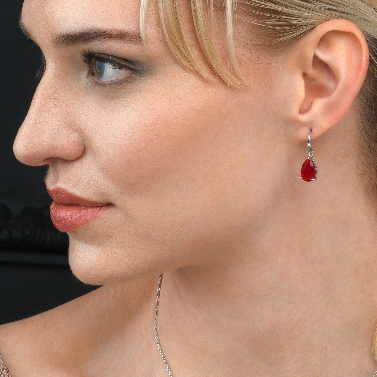 925 Sterling Silver Red Pear Drop Earrings