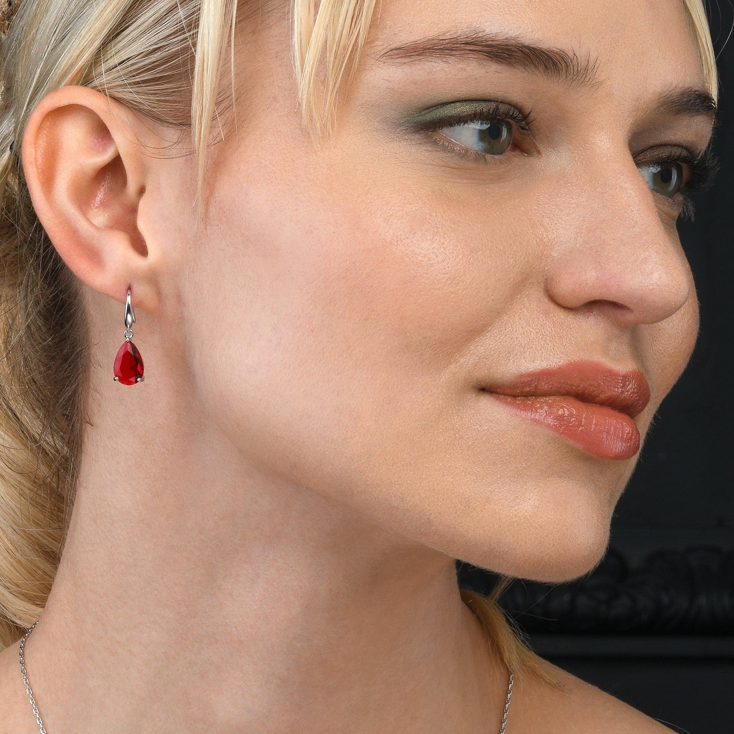 925 Sterling Silver Red Pear Drop Earrings