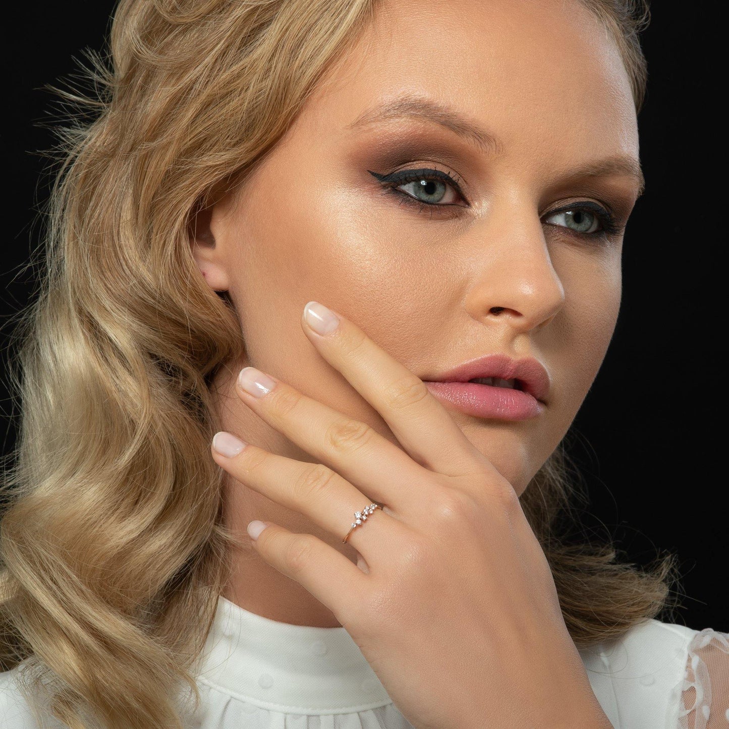 Adjustable Rose Gold Ring for Women with Cubic Zirconia Stones - namana.london