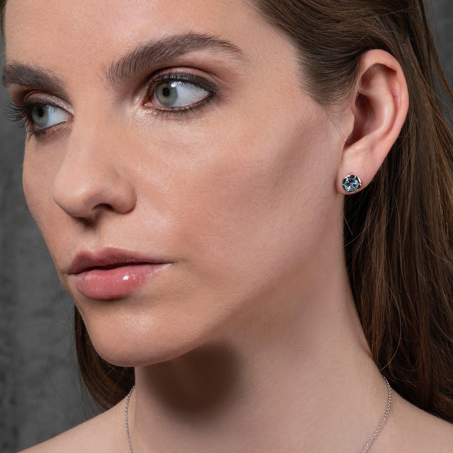 925 Sterling Silver Round Stud Earrings with Blue Topaz Gemstones - namana.london