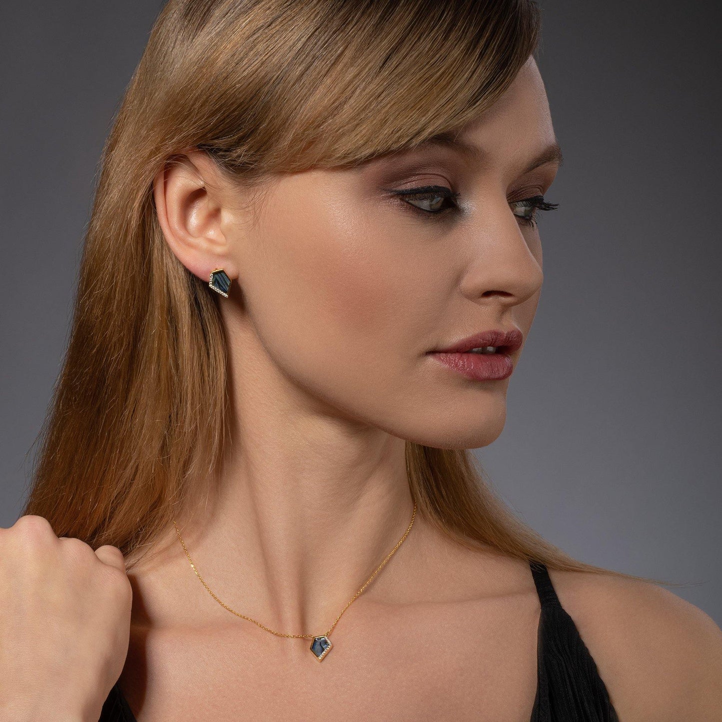 Abalone Shell Gold Pendant Necklace for Women - namana.london