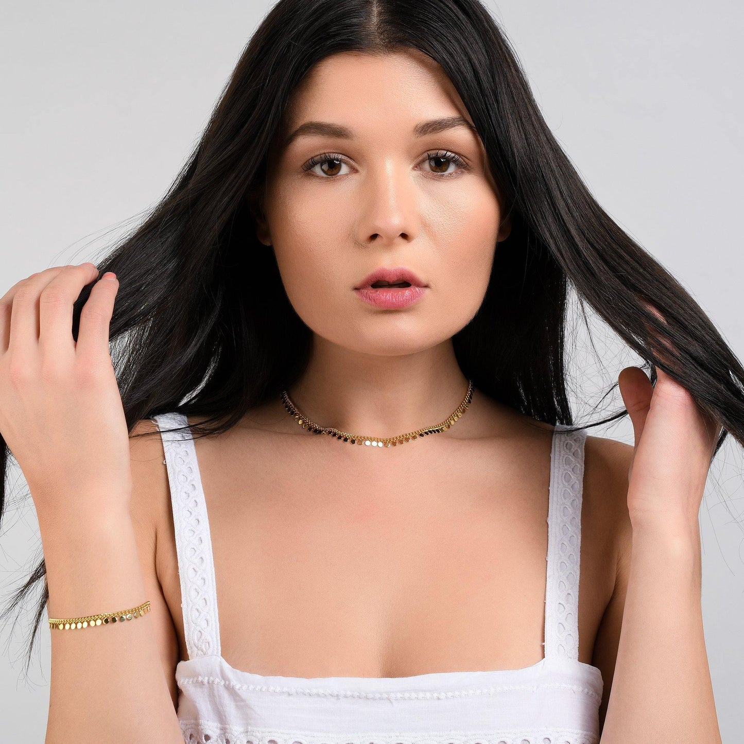 Gold Disc Charm Bracelet for Women - namana.london