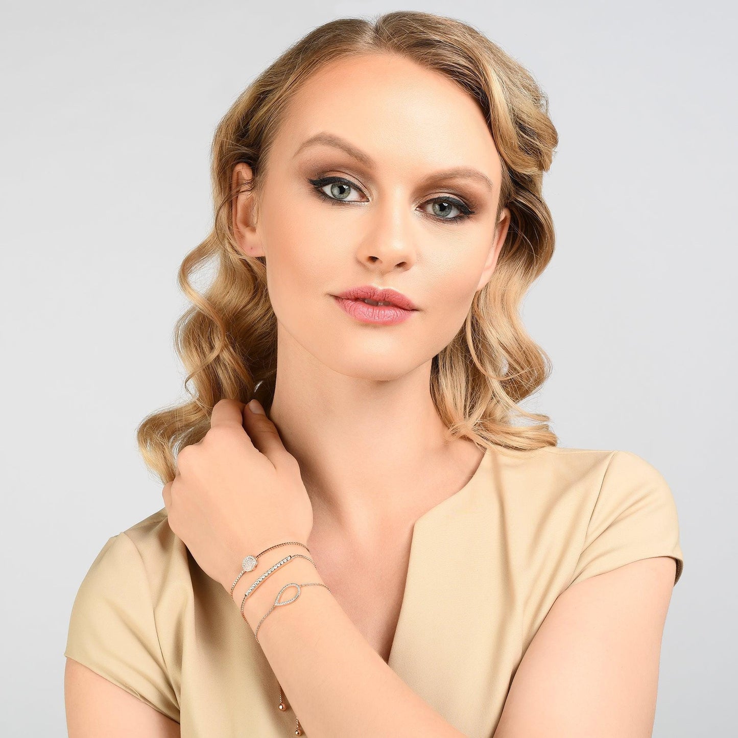 Rose Gold Swarovski Crystal Bar Bracelet - namana.london