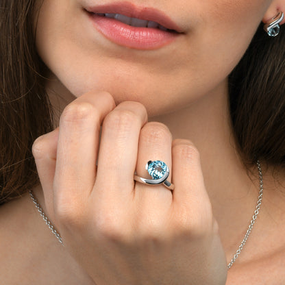 Sterling Silver Pear-Shaped Blue Topaz Gemstone Ring For Women