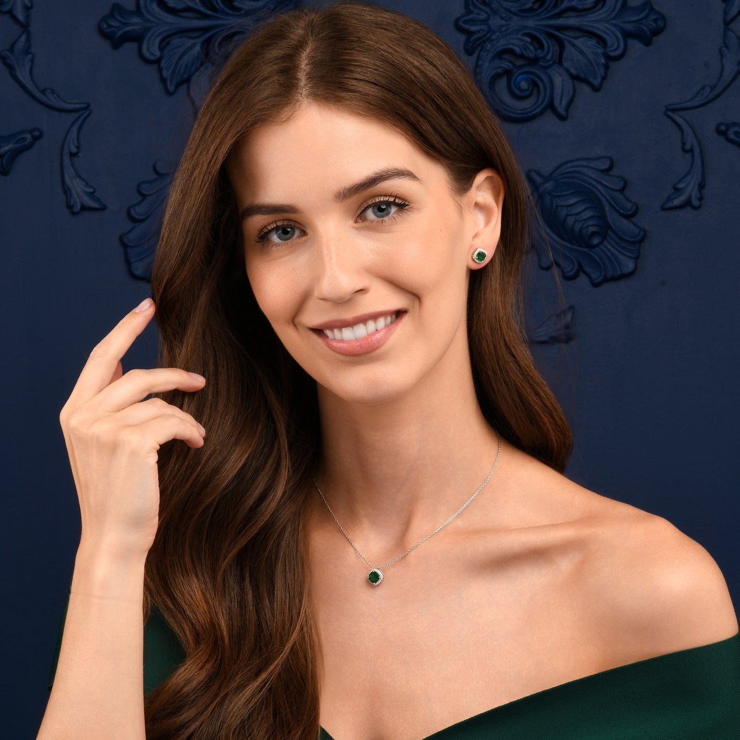 925 Sterling Silver Green Cubic Zirconia Cushion Halo Pendant Necklace