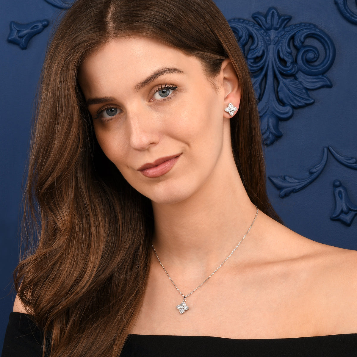 Silver Quatrefoil Pendant Necklace With Cubic Zirconia Stones For Women