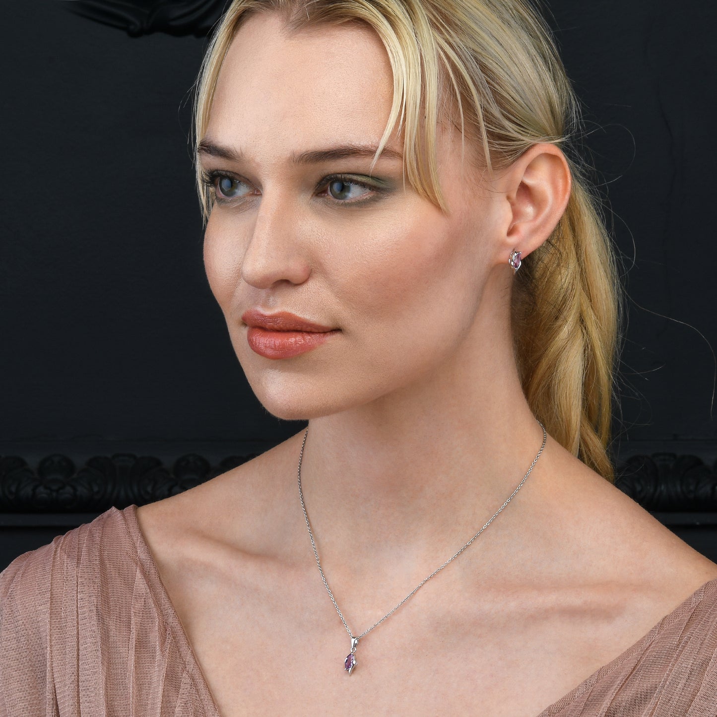 925 Sterling Silver Amethyst Marquise Pendant Necklace