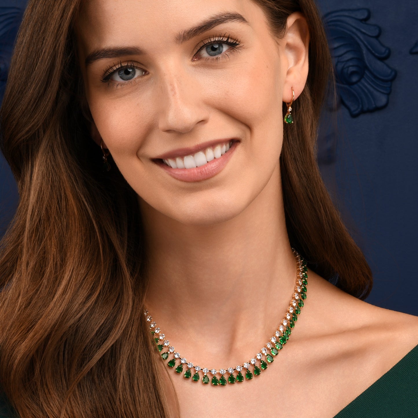 Green Crystal Necklace with Round & Pear Shaped Cubic Zirconia Stones For Women