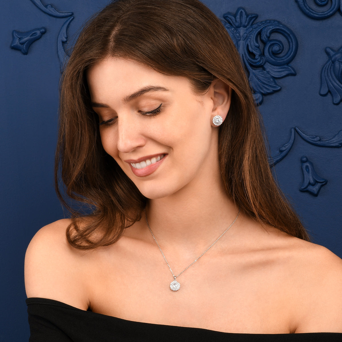 Silver Round Halo Pendant Necklace For Women With Cubic Zirconia Stones