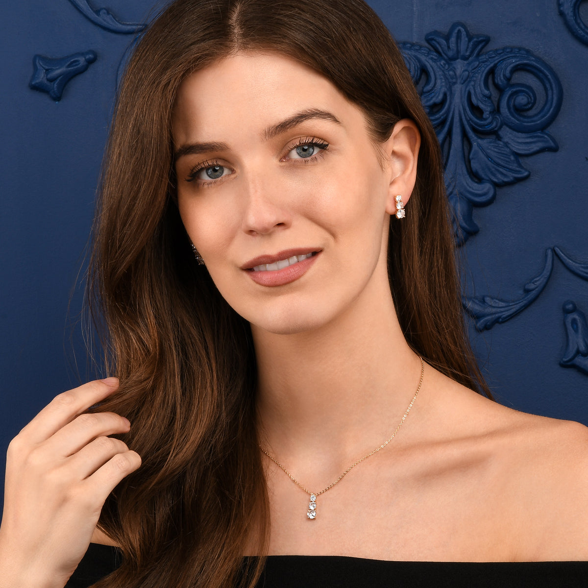 Dainty Gold Trilogy Pendant Necklace for Women