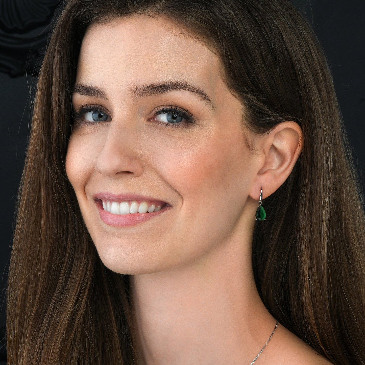 925 Sterling Silver Green Pear Drop Earrings