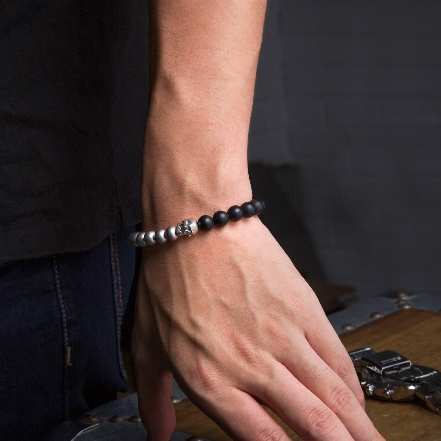 Skull Bead Stretch Bracelet for Men in Steel and Black Agates - namana.london