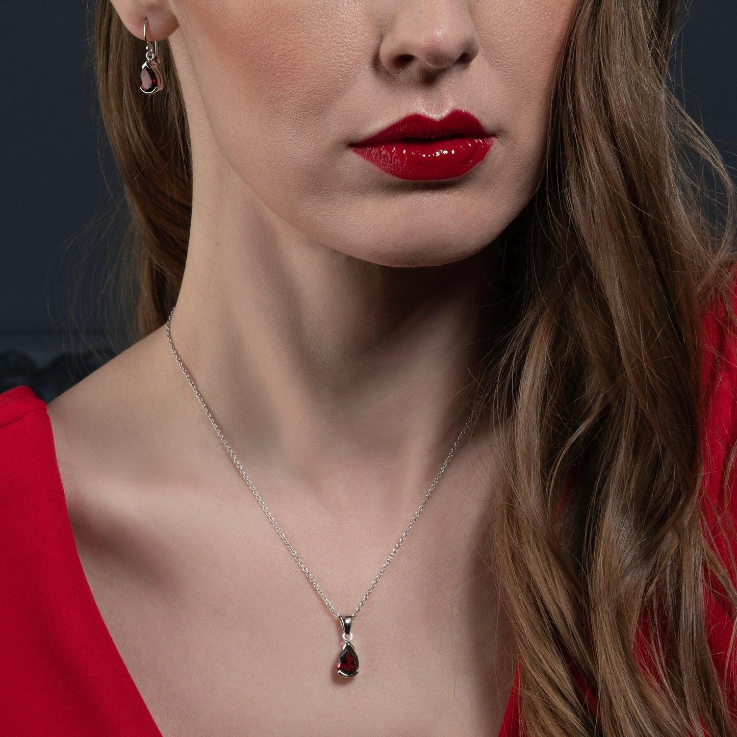 925 Sterling Silver Pear Shaped Garnet Pendant Necklace - namana.london