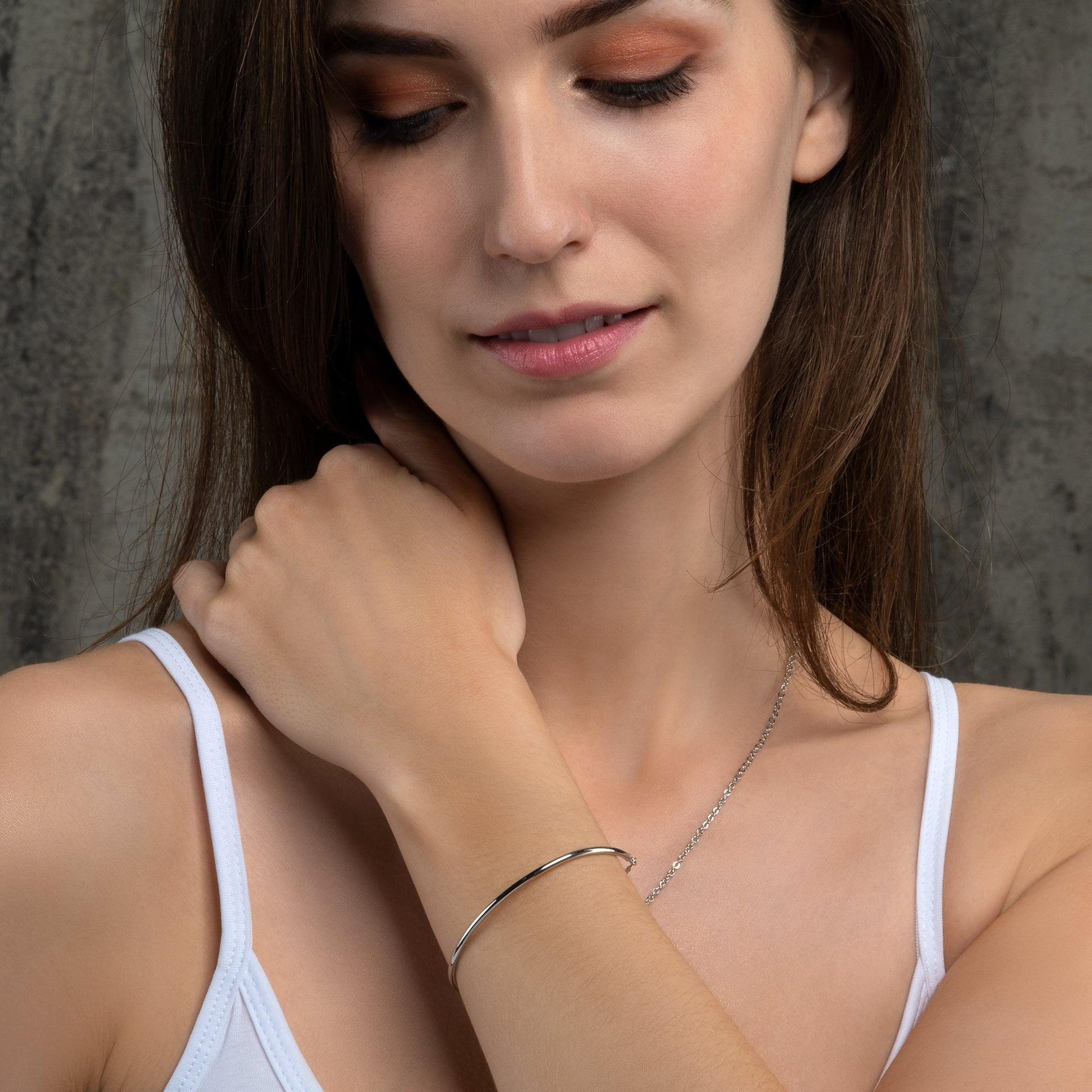 Adjustable Dainty Bangle Bracelet for Women - namana.london