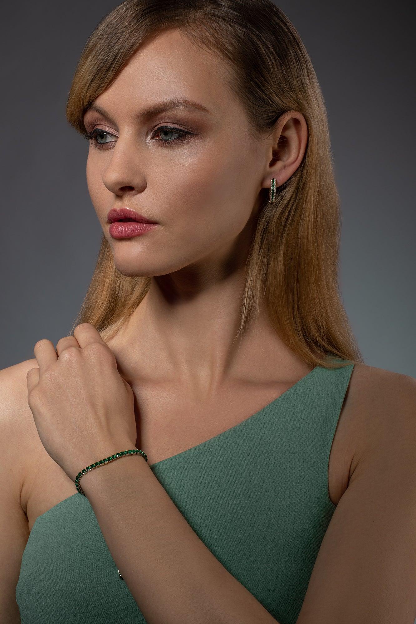Adjustable Gold Bracelet for Women with Green Stones - namana.london