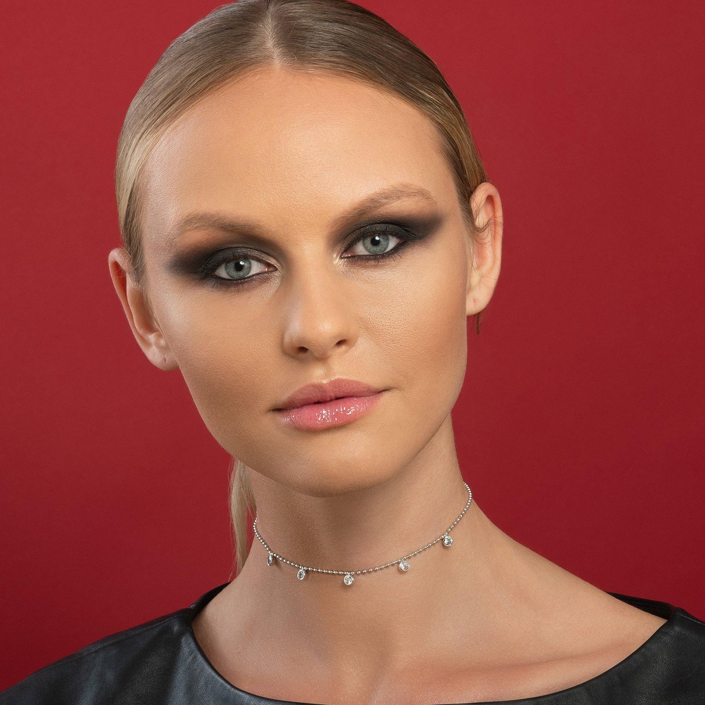Beaded Choker Necklace for Women with Round Stones - namana.london