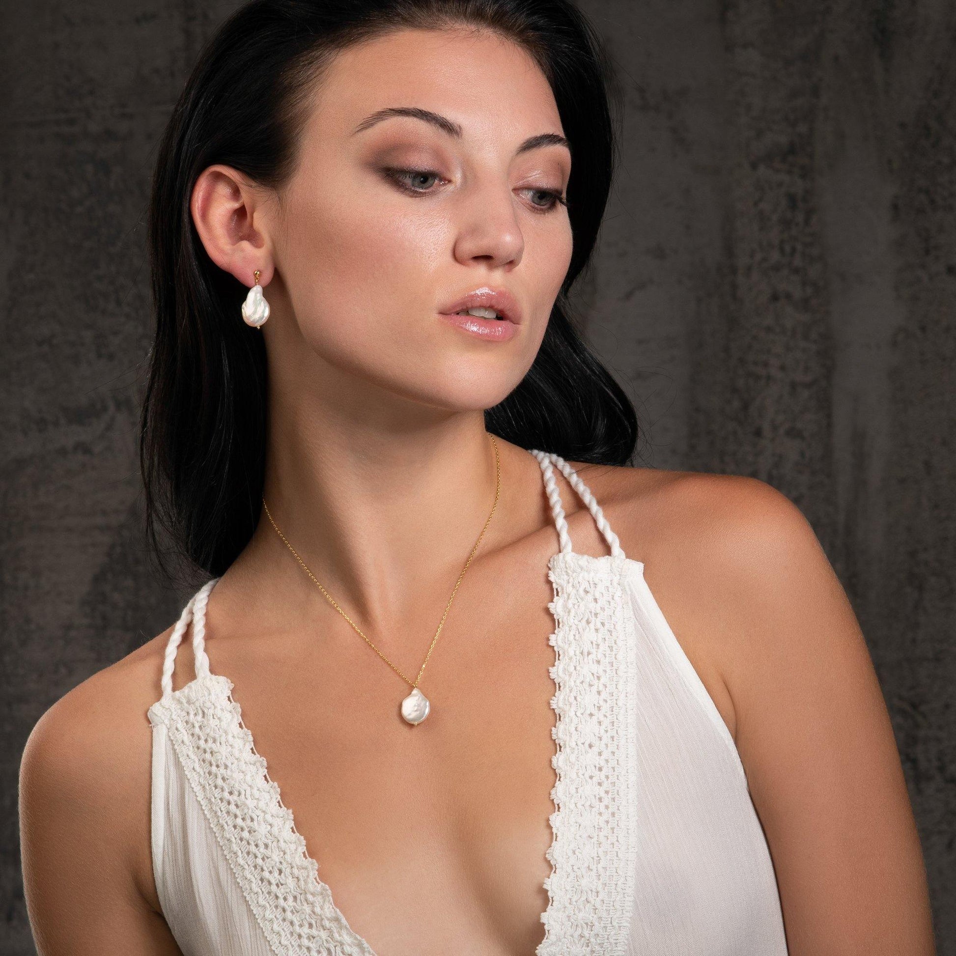 Gold Plated Baroque Pearl Pendant Necklace for Women - namana.london