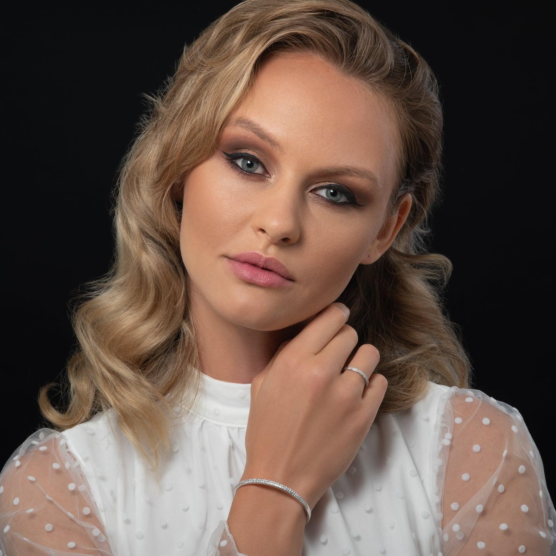 Bangle Bracelet for Women with Cubic Zirconia - namana.london