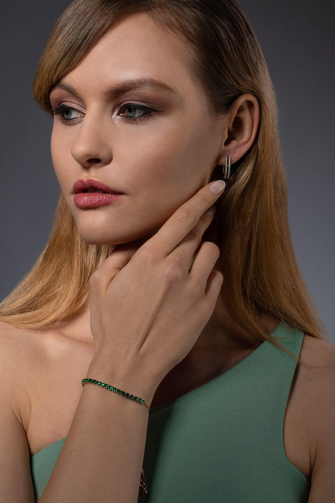 Adjustable Green Bracelet for Women - namana.london