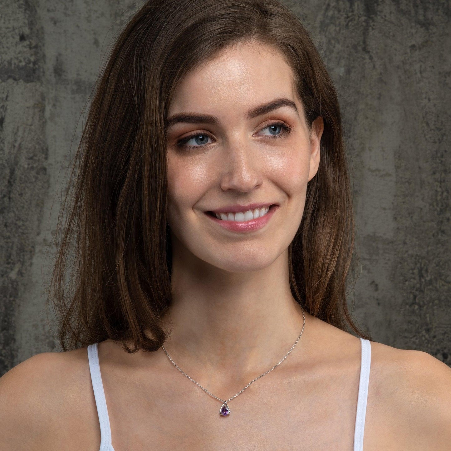 925 Sterling Silver Amethyst Gemstone Pendant Necklace - namana.london