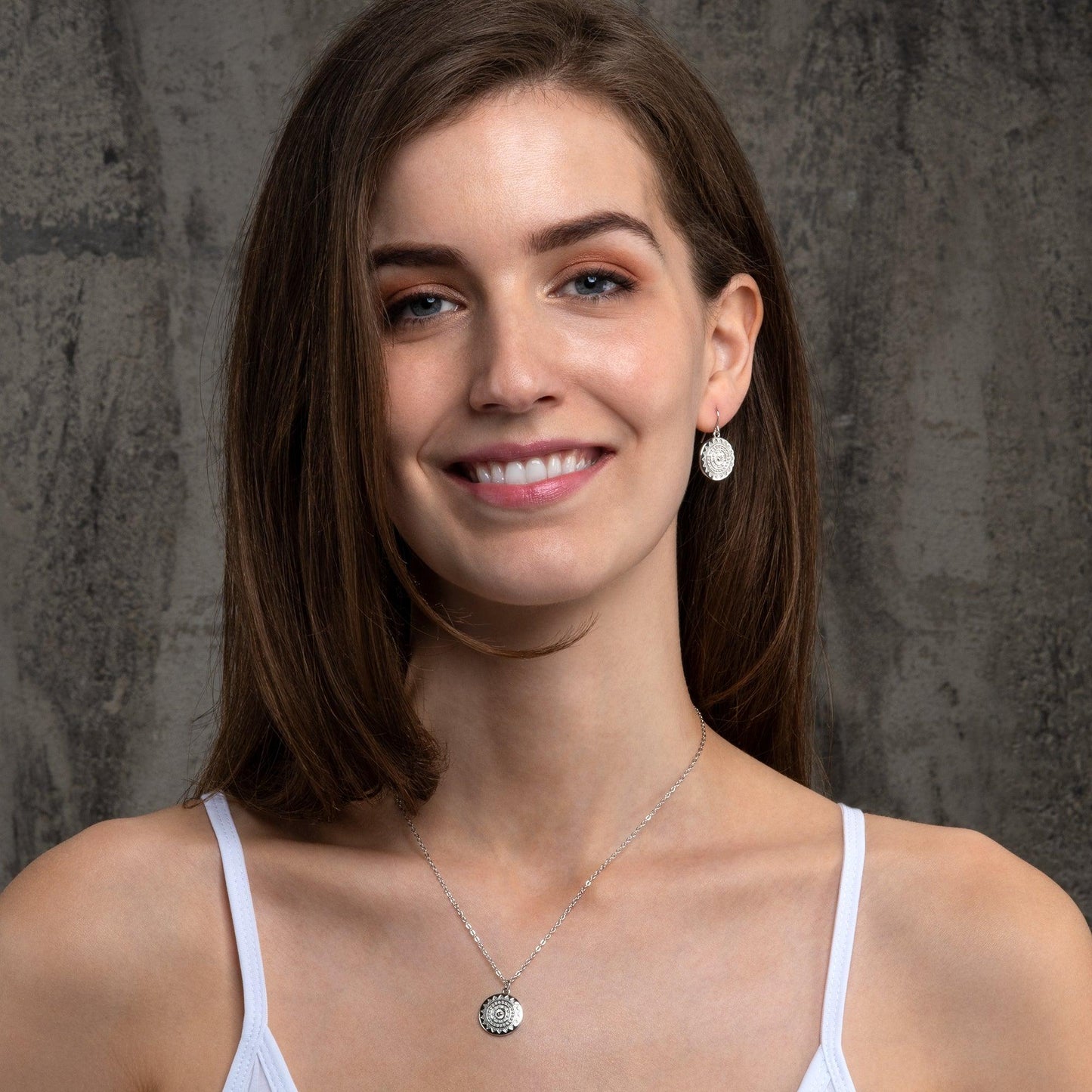 Dainty Mandala Pendant Necklace for Women - namana.london