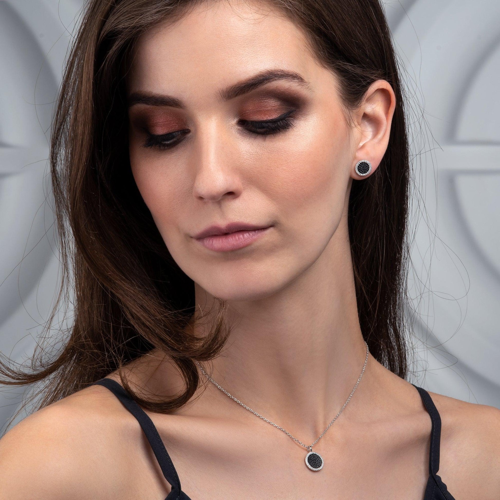 925 Silver Black and White Disc Pendant Necklace for Women - namana.london