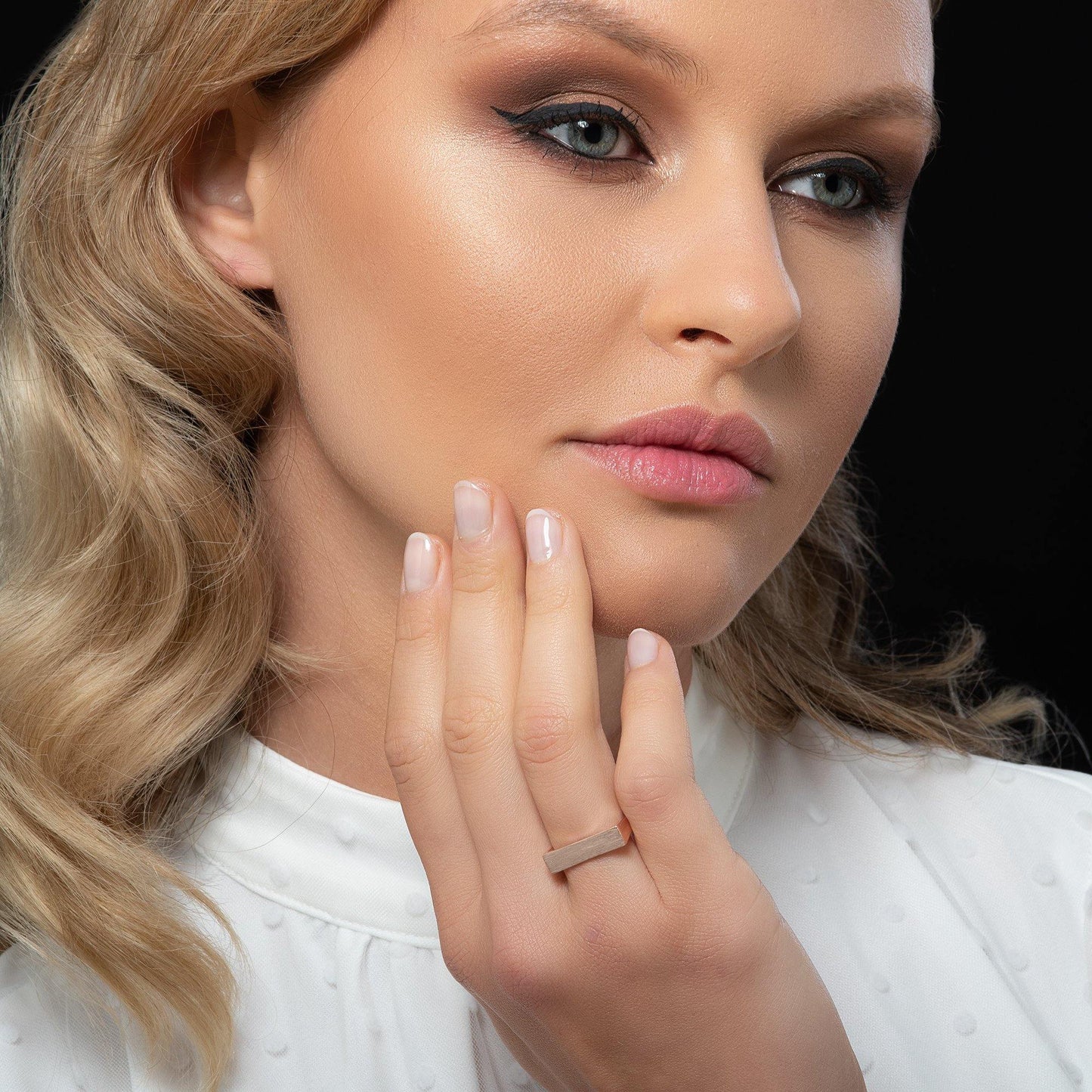 Rose Gold Ajdustable Plain Bar Ring for Women - namana.london