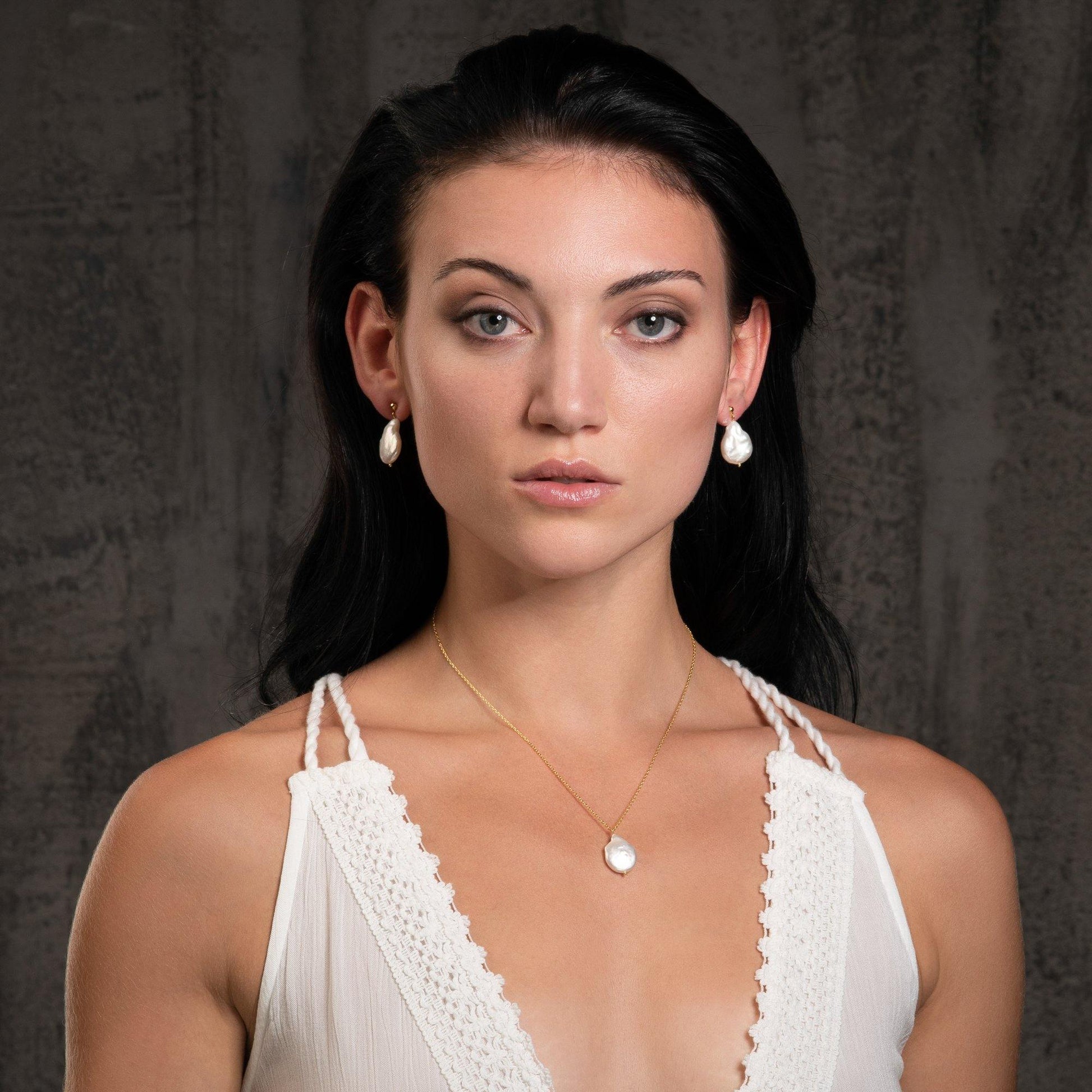 Gold Plated Baroque Pearl Pendant Necklace for Women - namana.london