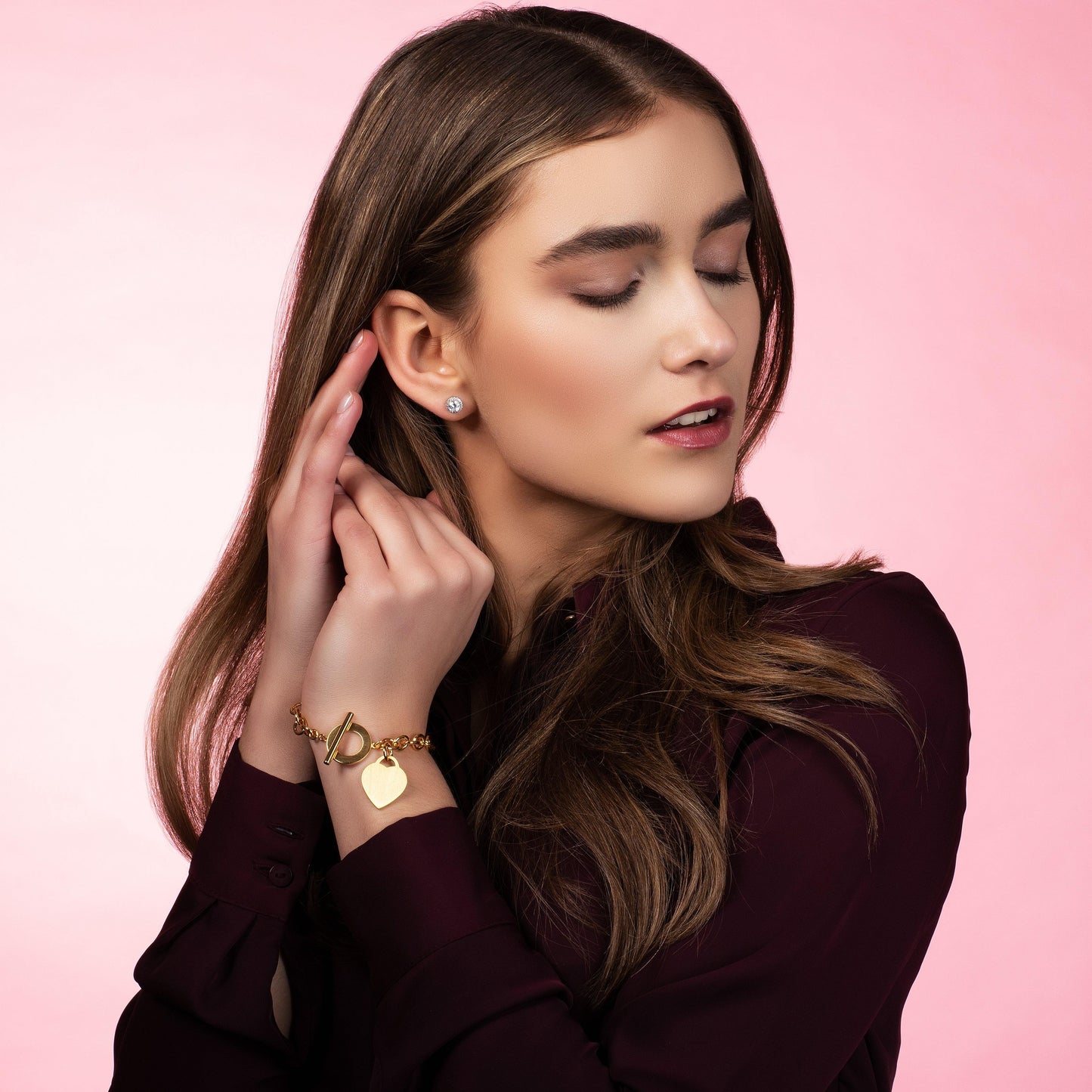 Gold Heart Bracelet for Women. Chunky Bracelet for Women in Gold - namana.london