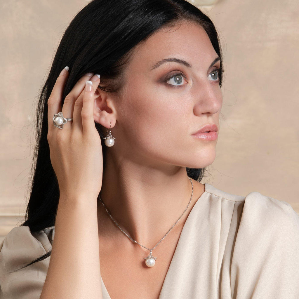Adjustable Cocktail Ring for Women with a Pearl - namana.london